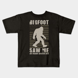 Vintage Bigfoot Saw Me But Nobody Believes Him American Flag Kids T-Shirt